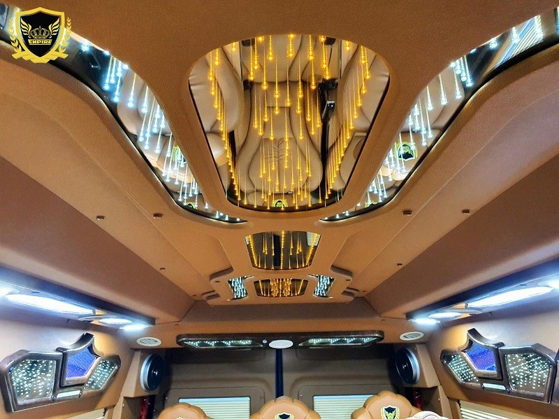 chế tạo hệ thống đèn xe limousine